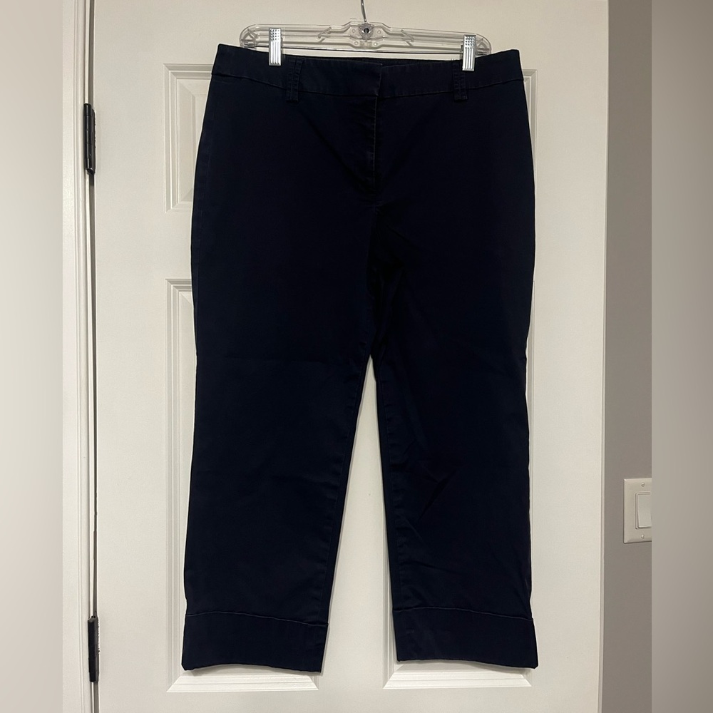 LOFT Women's Ann Navy Capris, size 12